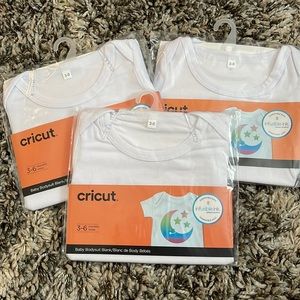Cricut 3 pack of Bodysuits 3-6 months